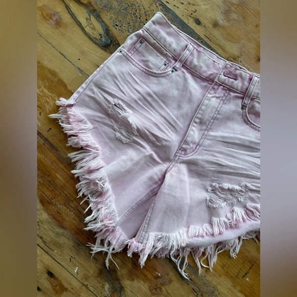 BDG Pink High Rise Distressed Raw Hem Shorts - Picture 6 of 10